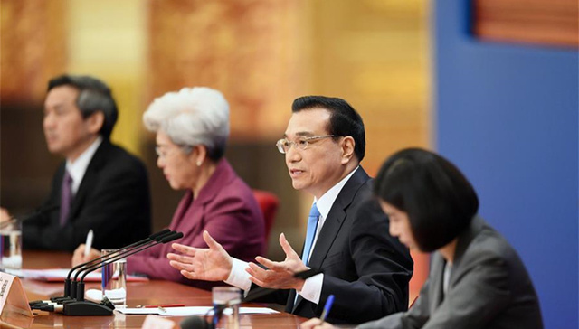 李克强谈朝鲜半岛局势：谁也不愿意自己的家门闹个不停