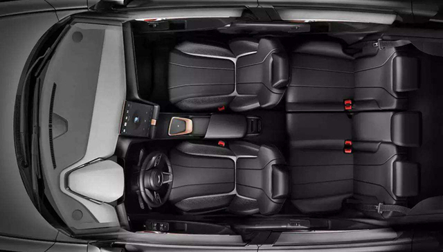 言论|醒醒吧 用“情怀”根本无法堆积起一辆汽车