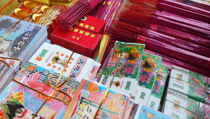 哈尔滨,冥币,殡葬用品,见义勇为,京津冀协同发展,协管员,城管打人,最严校规