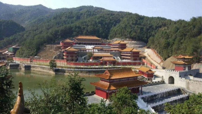 华东交通大学,皇宫校区,看守所,在押人员,火锅,口水油,法官检察官惩戒委员会