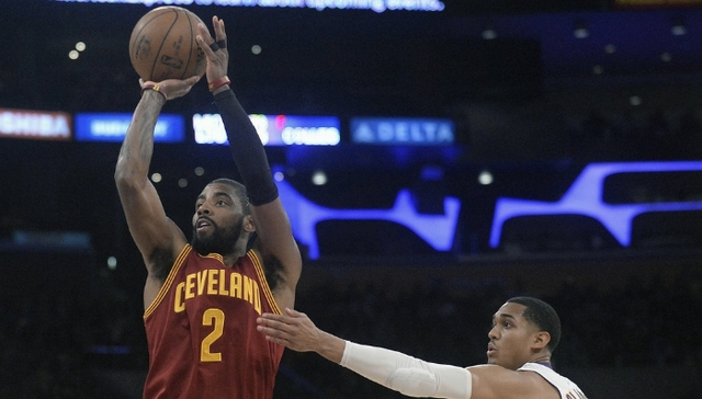 欧文砍46分骑士逆转湖人 马刺七人得分上双大胜国王