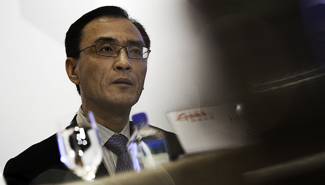 陈晓往事风波再起：与前首富黄光裕的恩怨情仇