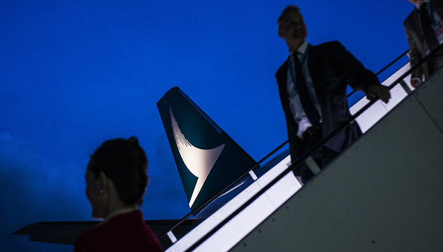 国泰航空说好不裁员 一亏损就想反悔了