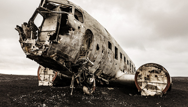 南苏丹一架小型客机着陆时失事37人受伤 一名中国乘客脱险