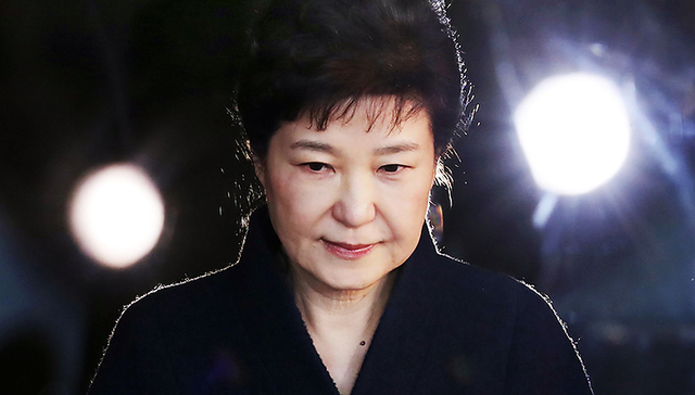 韩国检察总长尚未决定申请对朴槿惠的拘捕令
