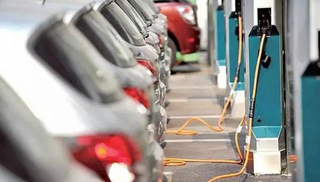 压力过大 在华车企新能源汽车销量不少于8%或推迟至2019年