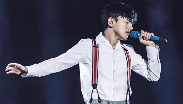 造星,综艺,短期培养,PPTV,选秀网,选秀,综艺节目,互联网视频,女神,超级女声