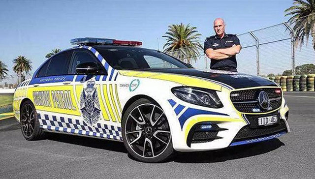 难道是用来追袋鼠的吗？澳大利亚给警察配奔驰AMG E43