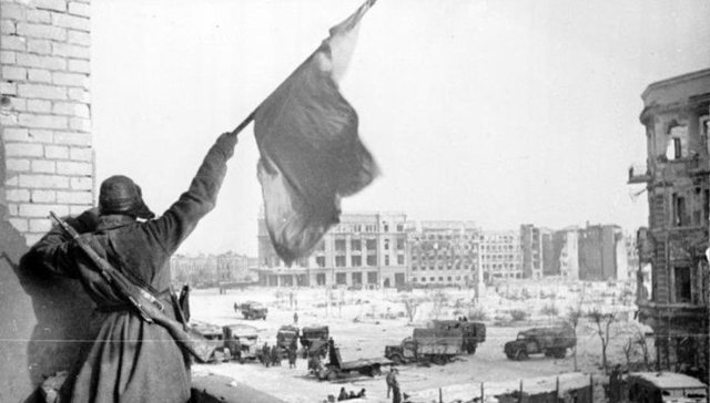 一场持久的争论：斯大林格勒恢复原名为什么这么难？