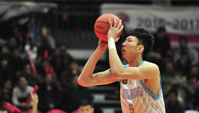 【体育晚报】周琦有望在总决赛后与火箭会合 小罗将重披巴塞罗那球衣