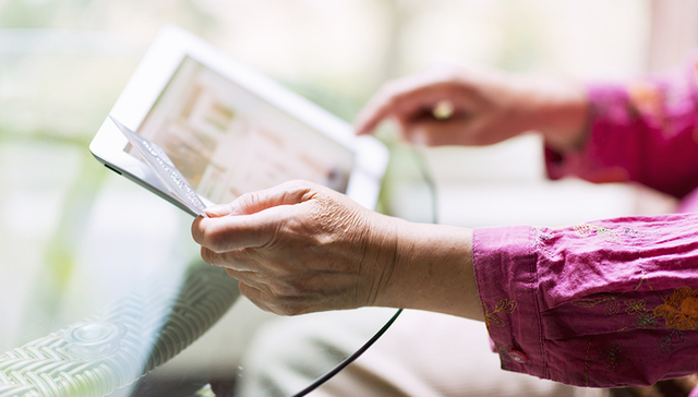 瑞信报告称中国消费信心指数大幅提升 2025年网购规模将超2万亿美元