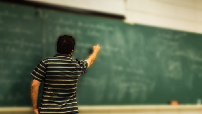 江苏沭阳,教师,猥亵,女生,获刑,禁止,教育,海南,重疾,学费,住房公积金,太原,酒吧,毒品,控制,