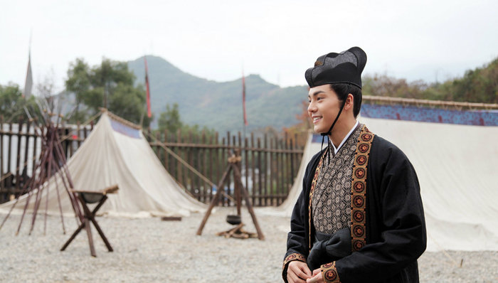 女观众,男演员,曹操,甄嬛传,老公,总裁,男主角,电影,步步惊心,凤凰男