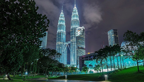 马来西亚议员为儿童婚姻辩护 称9岁的女孩应该就可以结婚