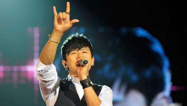 泰勒·斯威夫特：张杰是我的偶像|国产洋葱