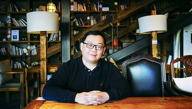 【新译者访谈】李康：我是一个乱读书的人，社科译者需要乱读书的素质