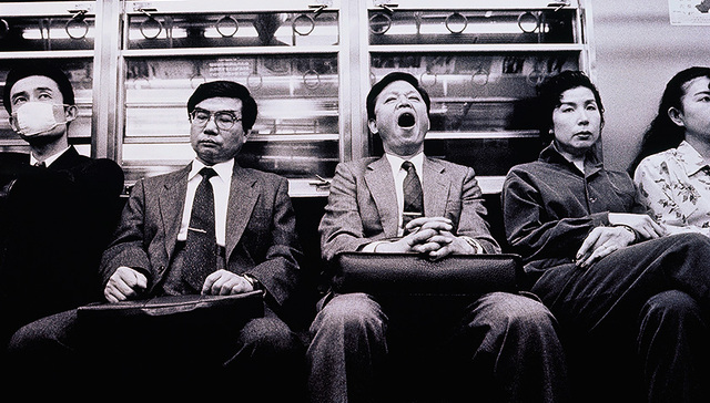 东京地铁早高峰是啥样的