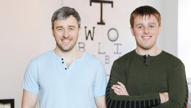 一对盲人兄弟推出了自己的时装品牌 他们究竟是怎么做到的？