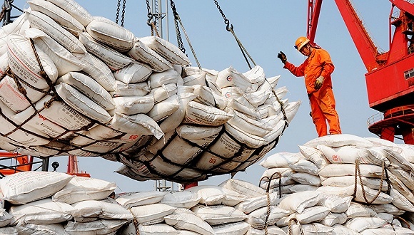 中国化肥企业深陷“倒闭死亡潮” 行业巨亏上百亿