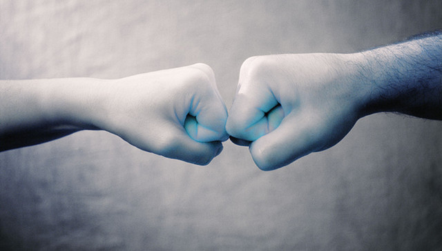 柏联,郝琳,温泉旅游,重庆北温泉,遗产继承,中国富豪,坠机,刘湘云,诅咒,战争