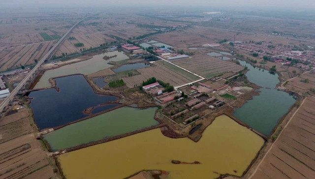 天津静海回应渗坑污染：倾倒废酸或偷排污水所致