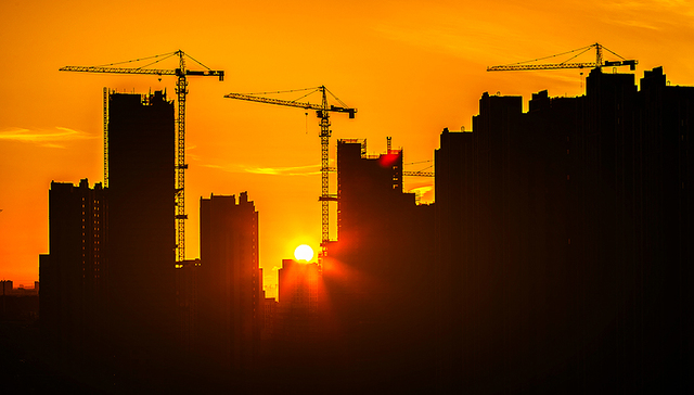 增速比,,,贷款余额,贷款增速,团体贷款,房地产贷款,央行,贷款投向,增速回落,贷款增量