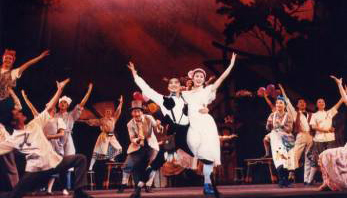 “想变成人的猫”20年后重回中国，它曾见证了中国音乐剧的历史