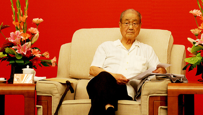 宋平,徐中远,往事,圆梦班,布小林,毛泽东晚年,一二·九,中国新闻周刊,美丽中国,光明日报