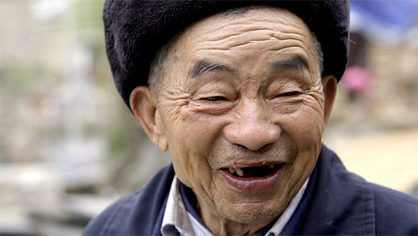 绝壁,延时摄影,网友,视频,新闻联播,致敬,人间,支书,离开雷锋的日子,大发渠