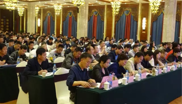 温铁军：市民下乡与农业进城——农村新政解读