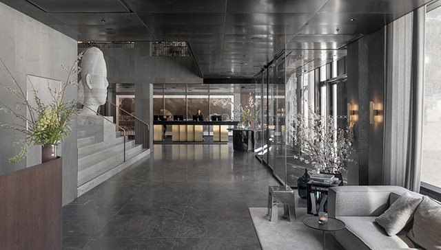 瑞典最有名的野兽派建筑中，开设了一家细腻浪漫的设计酒店