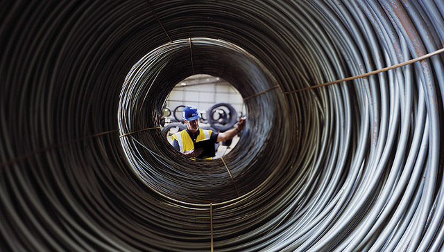 债权人申请破产重组 重庆钢铁H股股价遭腰斩