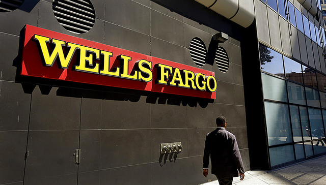 富国银行造假丑闻引发不满 股东表决董事长惊险过关