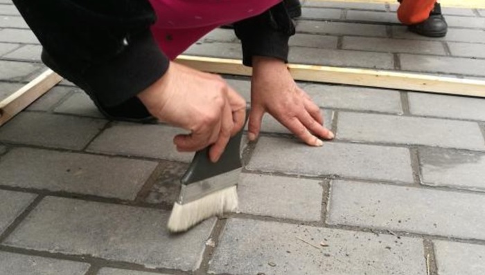 西安,环卫工,城市道路,金矿,民族资产,人才政策,养老机构,黑名单