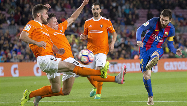 西甲第34轮：争冠冲刺“西超”双雄屠杀模式 巴萨7-1奥萨苏纳&皇马6-2拉科