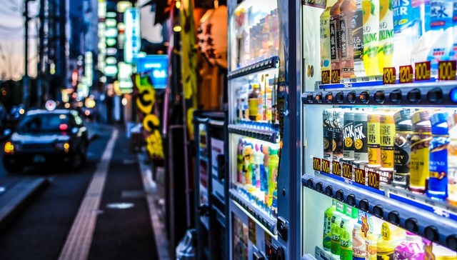 【JMedia】算了一笔账后，我也想加盟充电宝、KTV了