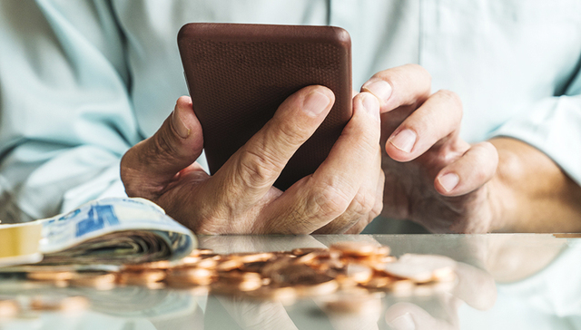 只用了四年时间 余额宝跃升全球最大货币基金