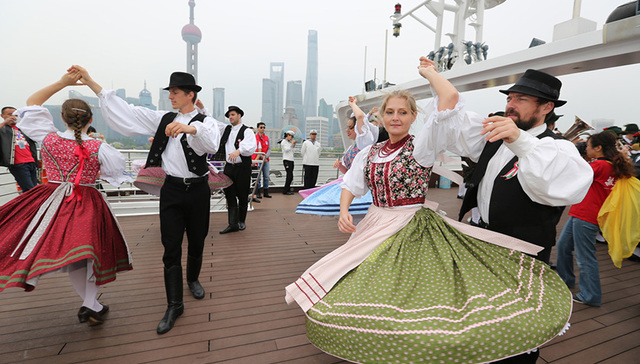 《瞭望》新闻周刊推出系列报道：一流党建引领上海打造一流城市活力