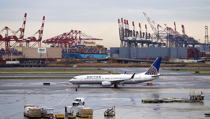 航空瞭望,阿联酋航空,美联航