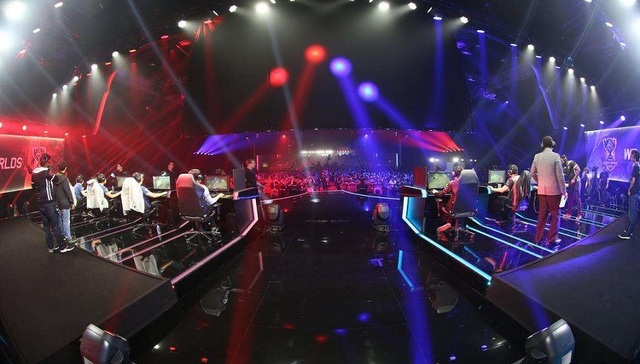 《英雄联盟》LPL取消降级制度 未来三年实现主客场