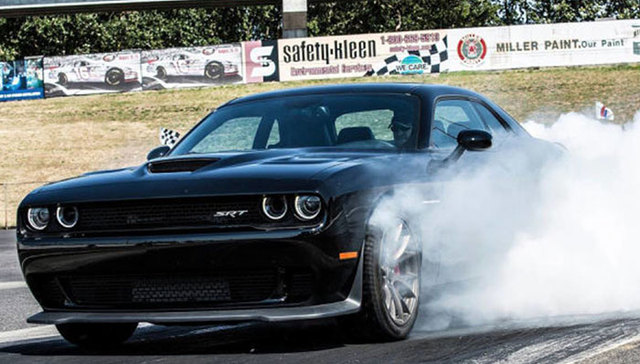 17年北美性价比最高的性能车：道奇挑战者地狱猫