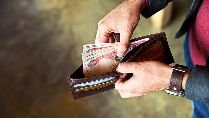 方洪波,年薪,董明珠,飞科,薪酬,家电企业,董事长兼总裁,美的集团,格力电器,上市公司