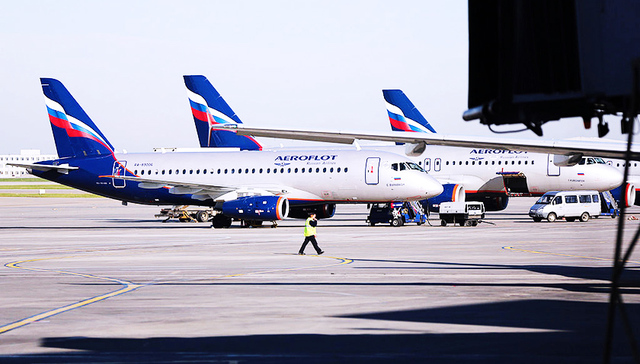 俄航遭遇强乱流：27名乘客受伤 婴儿被抛飞