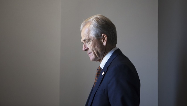 特朗普经济顾问纳瓦罗：学术界“叛徒”的起落人生