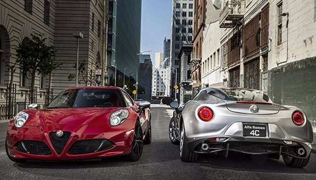 阿尔法·罗密欧4C 在日本推107周年纪念版