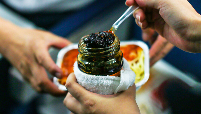 “老干妈”配方泄密了？ 不过辣酱第一品牌的地位可撼动不了