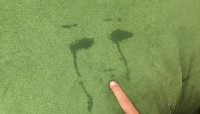 看，我哭成了一个颜文字！！