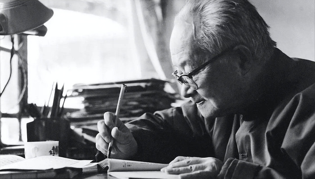 沈从文逝世纪念：生于乡野，如何写起小说来？