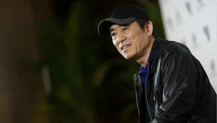 没有人海不玩色块 张艺谋最新的“观念演出”要走高冷范儿