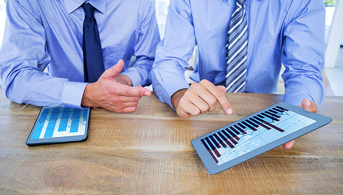 财信发展年报,财信发展要10转25,高送转年报